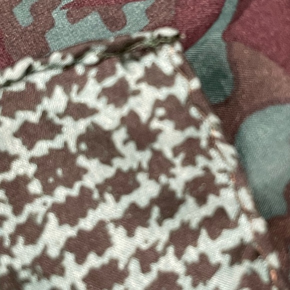 VINTAGE 80s Christian DIOR Scarf 100% Silk Echarpes Paisley Floral Scarf Korea - Picture 9 of 11